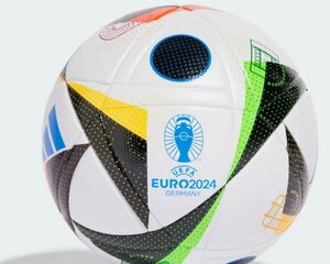 Adidas League Replica Fussball Euro 2024 "Fussballliebe"